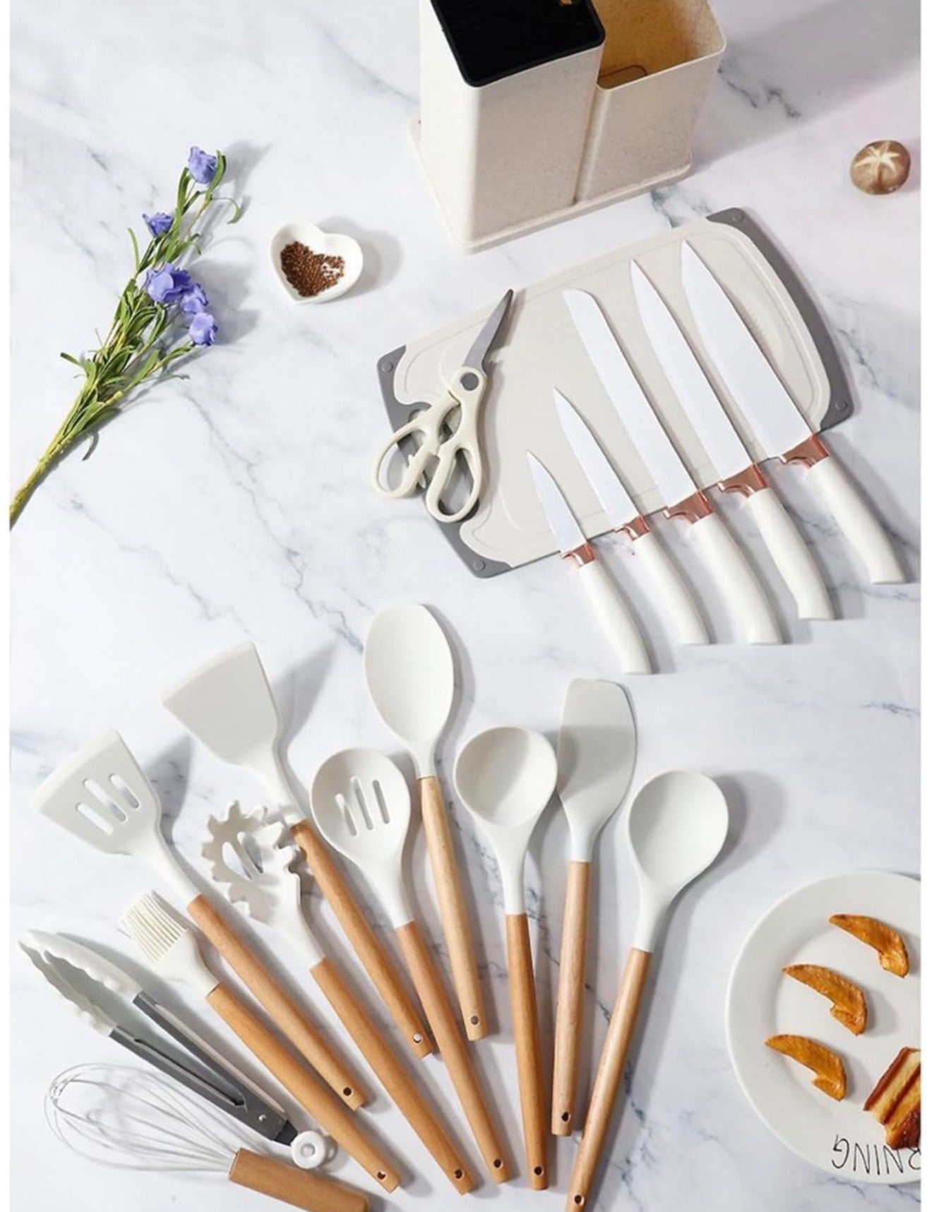 White 19 Piece Kitchen Utensil Set